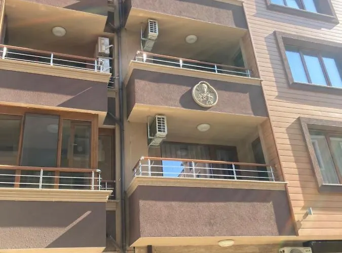 Desis Seaside Hideaway Apartment *