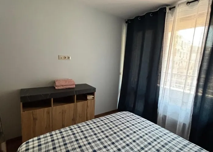 Desis Seaside Hideaway Apartment *