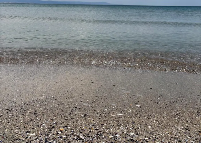 Desis Seaside Hideaway Apartment *